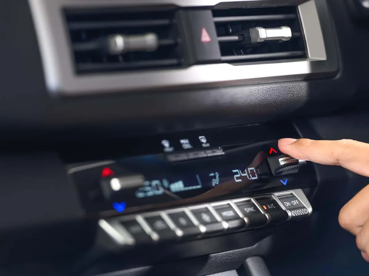 2023 Mitsubishi L200 2.3T 150HP L4 6AT,autocango,china used car exporter,china ev exporter,chinese used car exporter,chinese used ev exporter