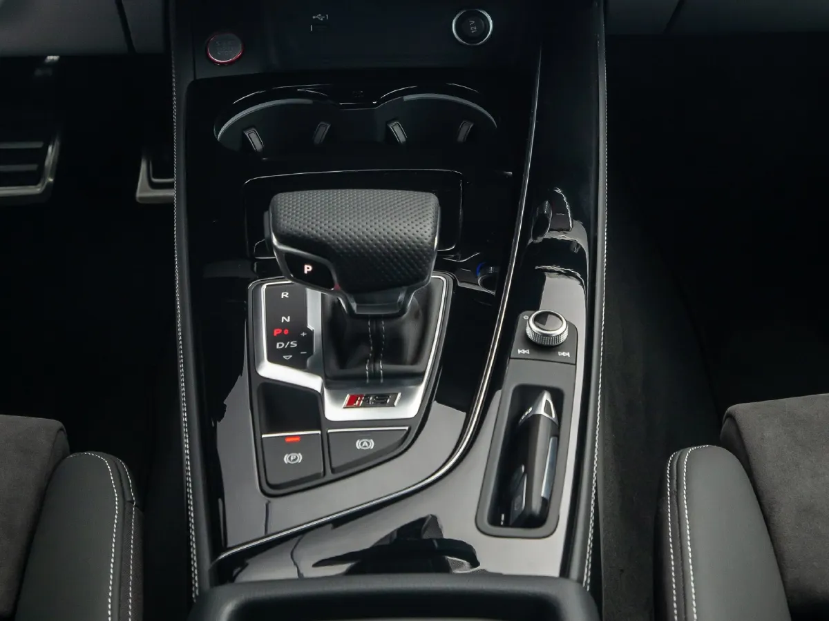 Audi RS 4,autocango,china used car exporter,china ev exporter,chinese used car exporter,chinese used ev exporter