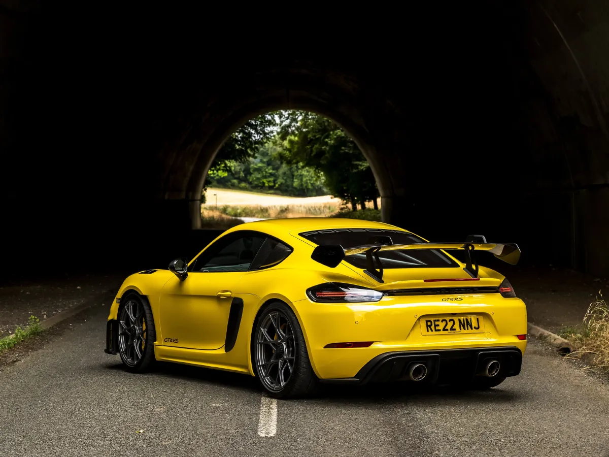 Porsche 718,autocango,china used car exporter,china ev exporter,chinese used car exporter,chinese used ev exporter