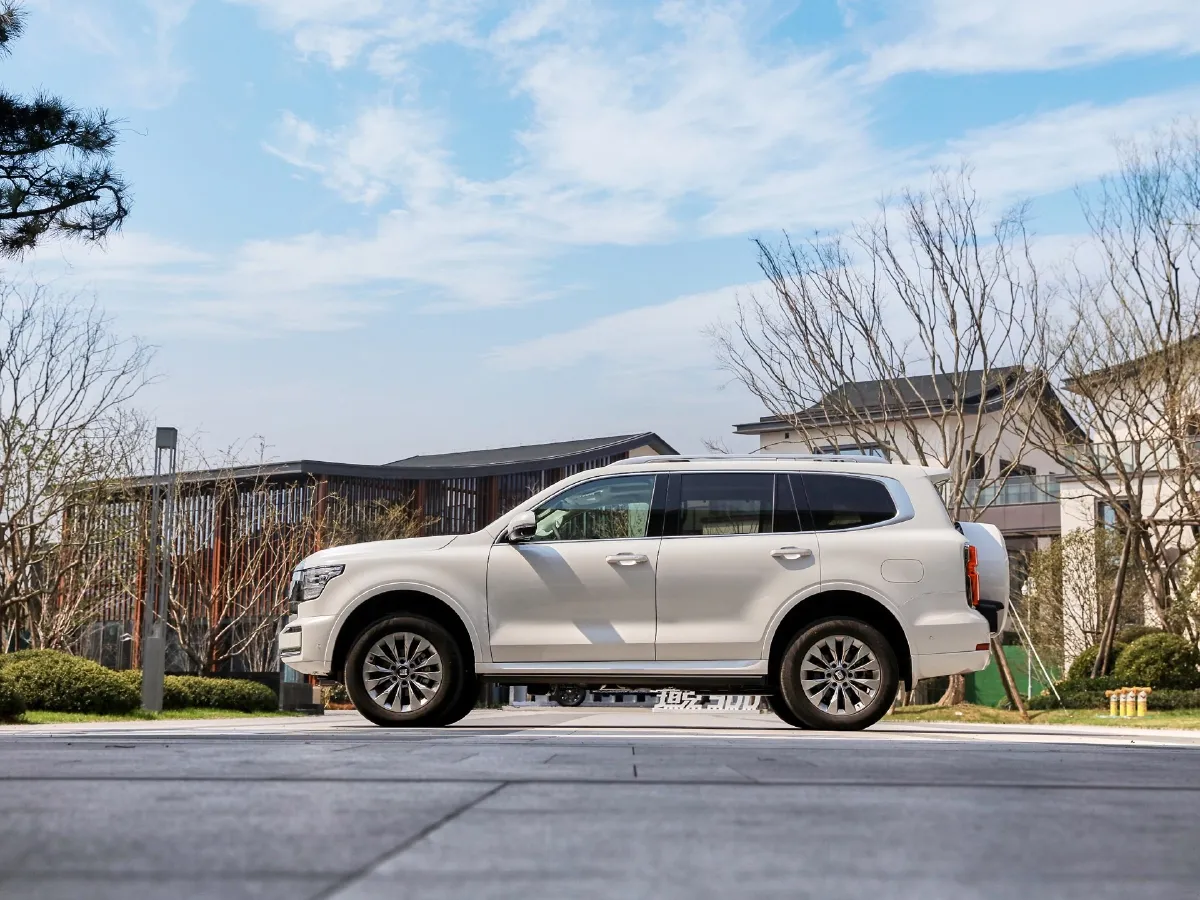 Tank 500,autocango,china used car exporter,china ev exporter,chinese used car exporter,chinese used ev exporter