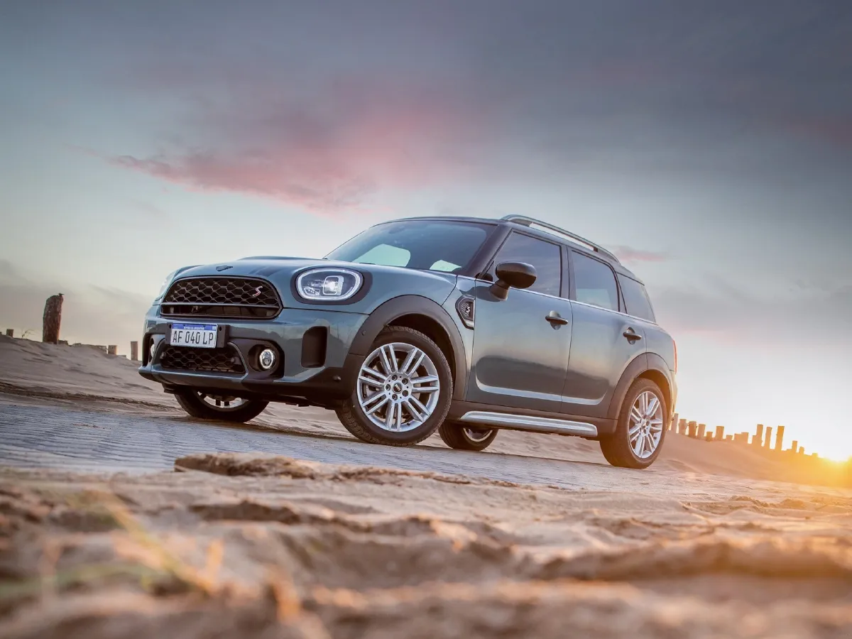 MINI COUNTRYMAN,autocango,china used car exporter,china ev exporter,chinese used car exporter,chinese used ev exporter