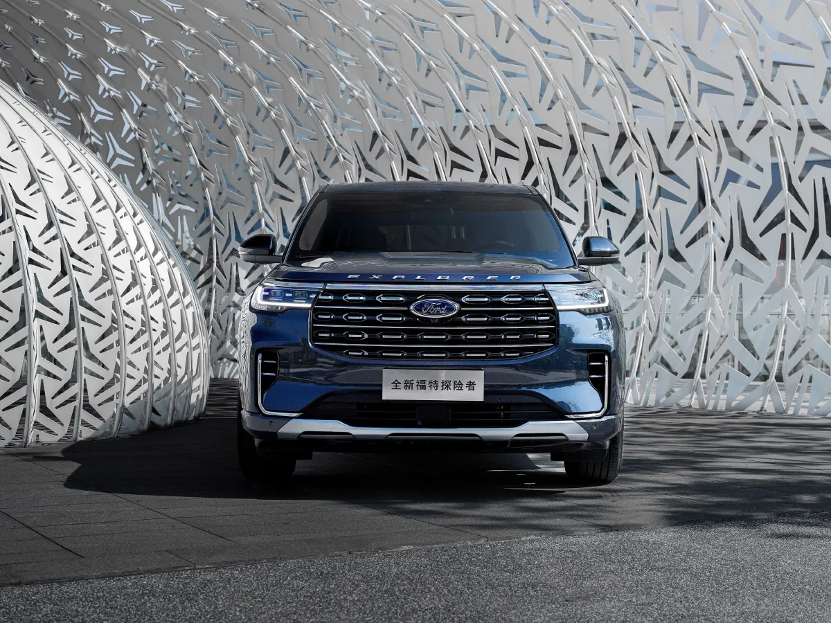Ford Explorer,autocango,china used car exporter,china ev exporter,chinese used car exporter,chinese used ev exporter