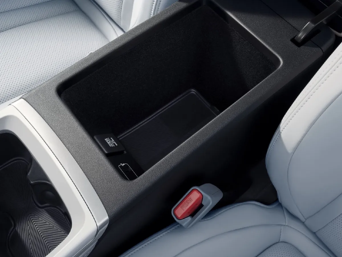 Xpeng P5,autocango,china used car exporter,china ev exporter,chinese used car exporter,chinese used ev exporter