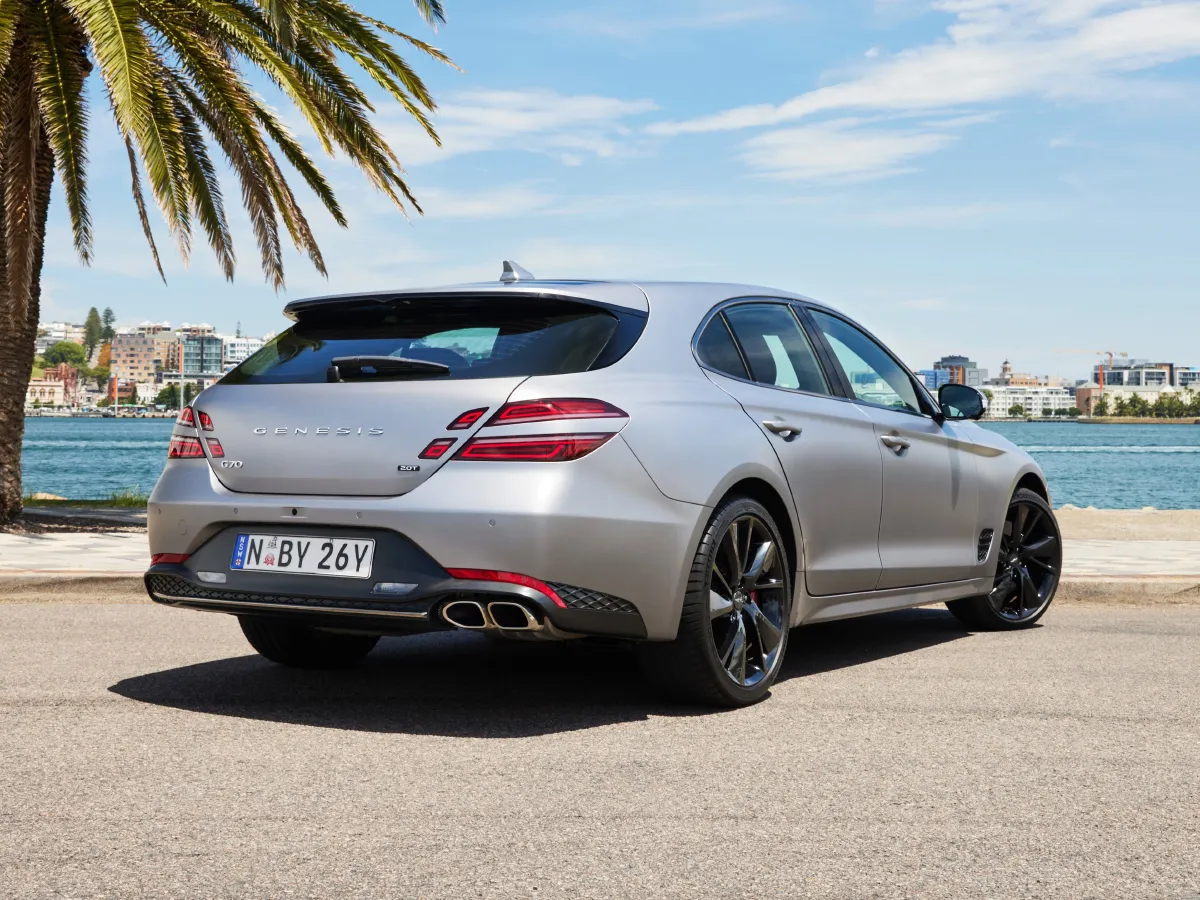 Genesis G70,autocango,china used car exporter,china ev exporter,chinese used car exporter,chinese used ev exporter