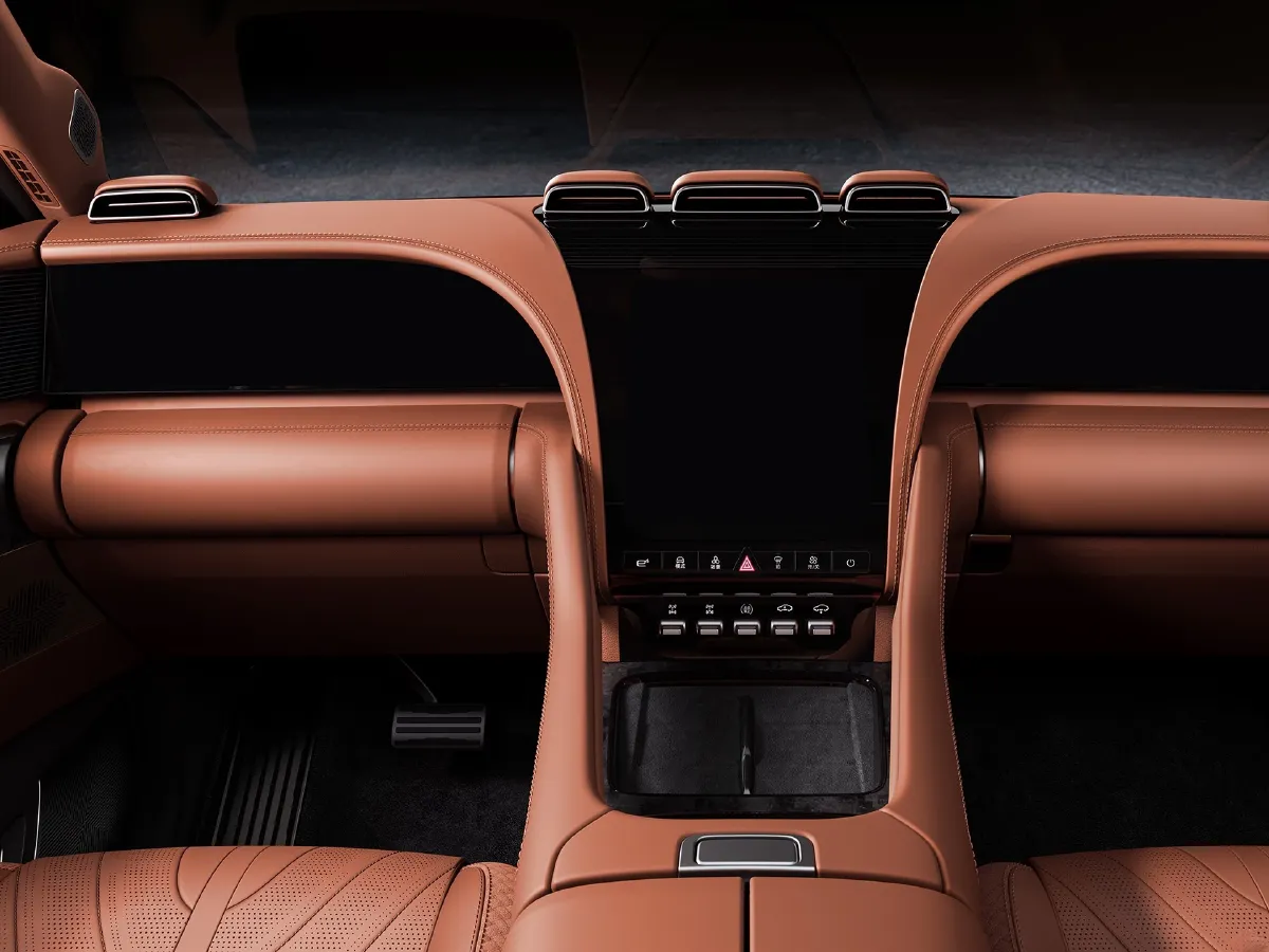 YangWang U8,autocango,china used car exporter,china ev exporter,chinese used car exporter,chinese used ev exporter