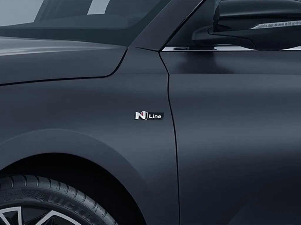 Hyundai La Festa,autocango,china used car exporter,china ev exporter,chinese used car exporter,chinese used ev exporter