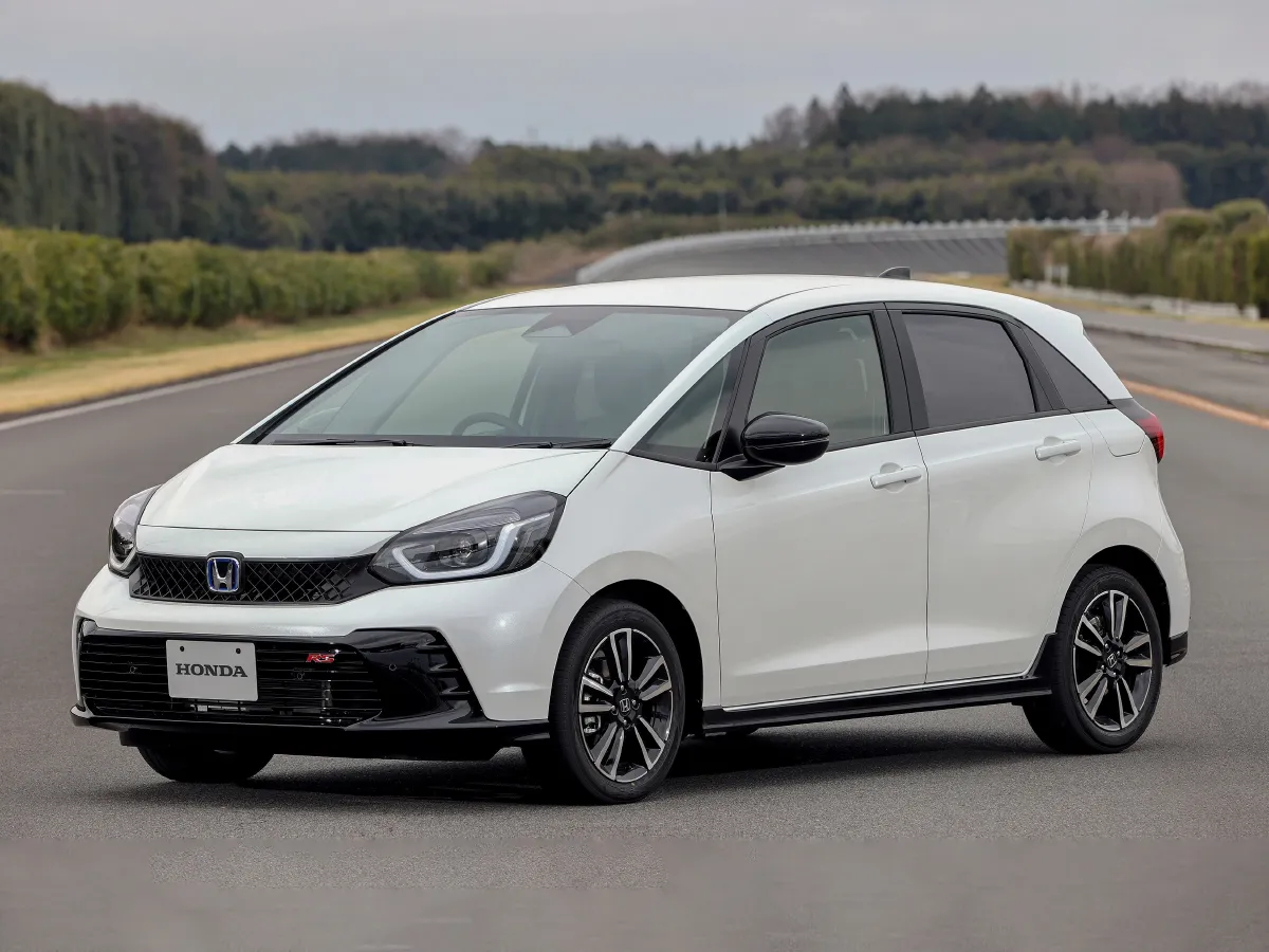 2013 Honda Fit 1.3L 88HP L4 CVT Hybrid,autocango,china used car exporter,china ev exporter,chinese used car exporter,chinese used ev exporter