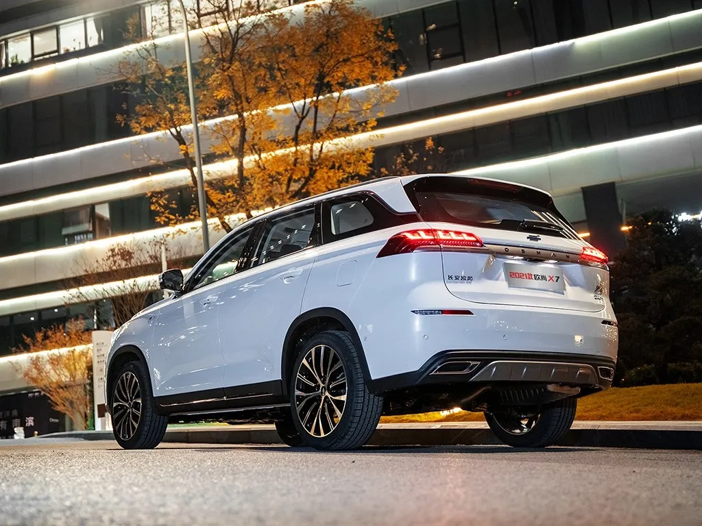 2021 ChangAn Oshan X7 1.5T 178HP L4 6MT,autocango,china used car exporter,china ev exporter,chinese used car exporter,chinese used ev exporter