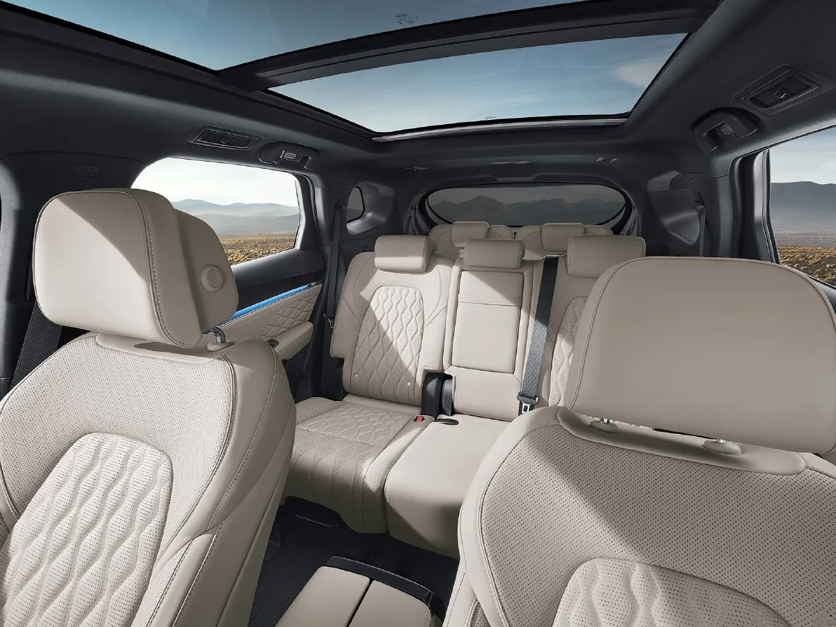 2017 BYD Tang 2.0T 205HP L4 6DCT PHEV,autocango,china used car exporter,china ev exporter,chinese used car exporter,chinese used ev exporter