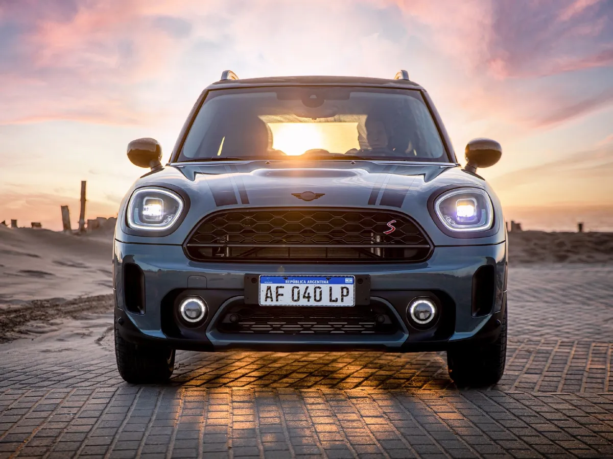 MINI COUNTRYMAN,autocango,china used car exporter,china ev exporter,chinese used car exporter,chinese used ev exporter