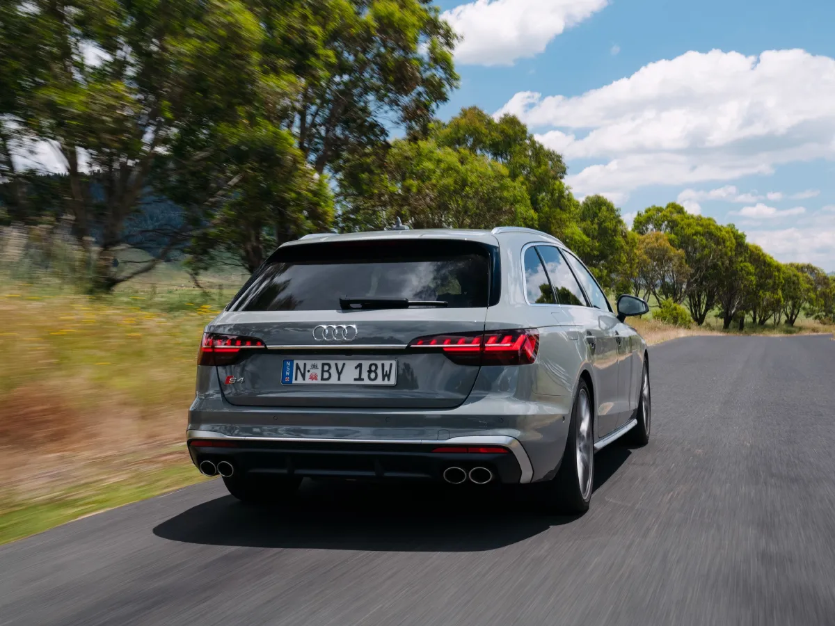 Audi S4,autocango,china used car exporter,china ev exporter,chinese used car exporter,chinese used ev exporter