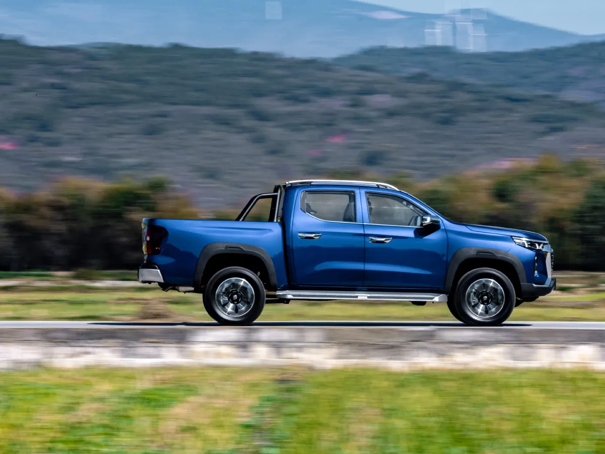 ChangAn LanTuoZhe,autocango,china used car exporter,china ev exporter,chinese used car exporter,chinese used ev exporter