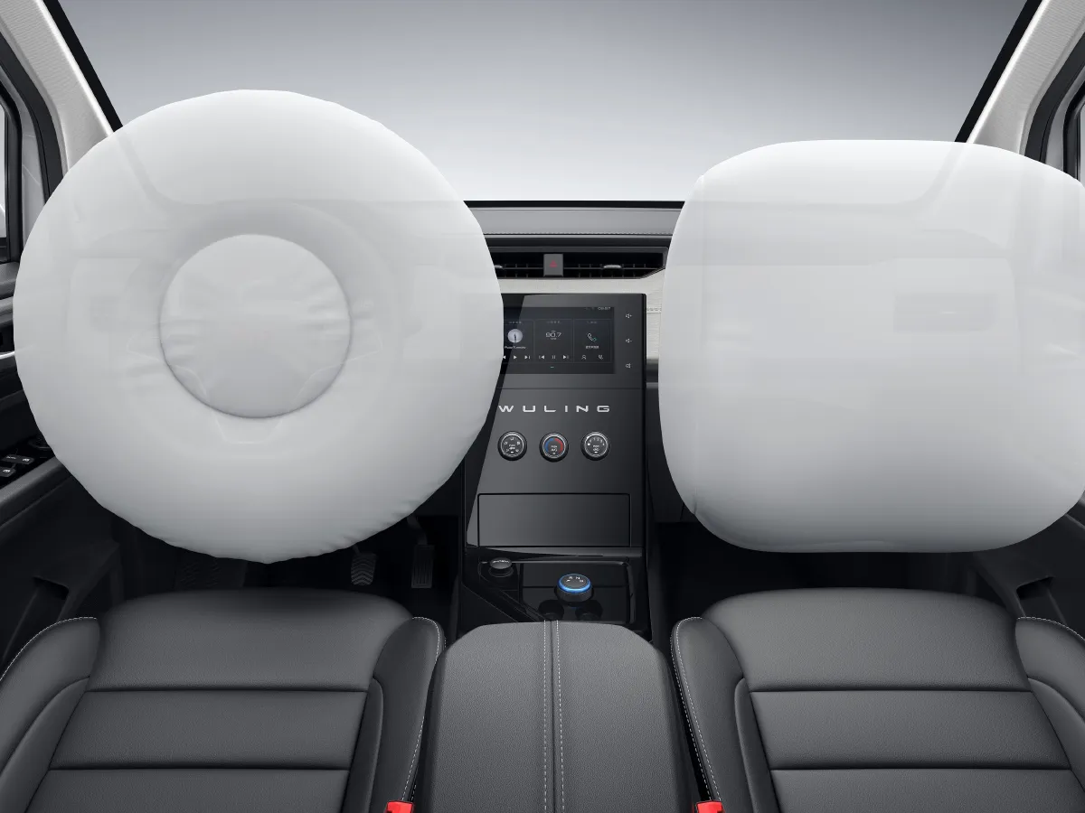 WuLing ZhengChen,autocango,china used car exporter,china ev exporter,chinese used car exporter,chinese used ev exporter