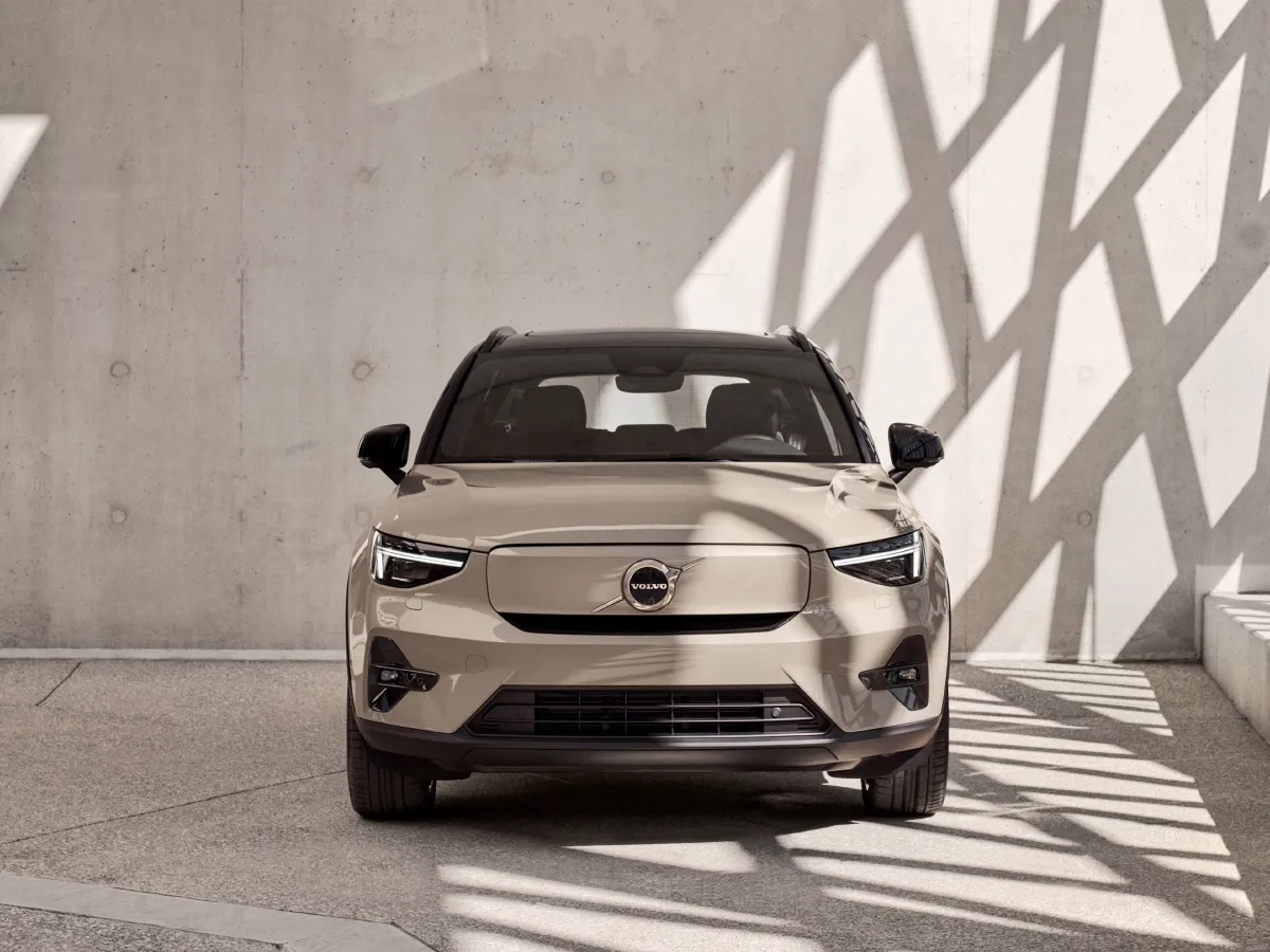 2022 Volvo XC40 BEV 69KWH,autocango,china used car exporter,china ev exporter,chinese used car exporter,chinese used ev exporter