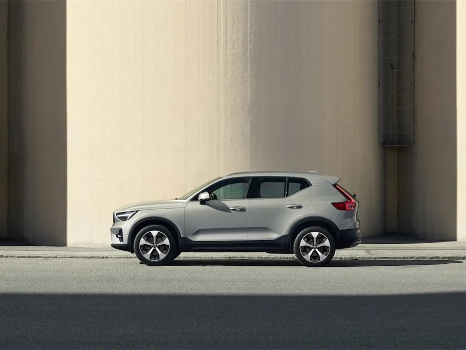 Volvo XC40,autocango,china used car exporter,china ev exporter,chinese used car exporter,chinese used ev exporter