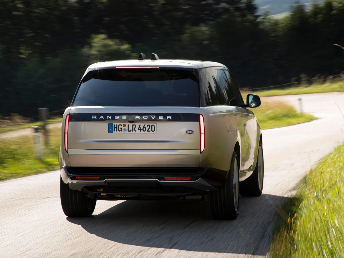 Land Rover Range Rover,autocango,china used car exporter,china ev exporter,chinese used car exporter,chinese used ev exporter