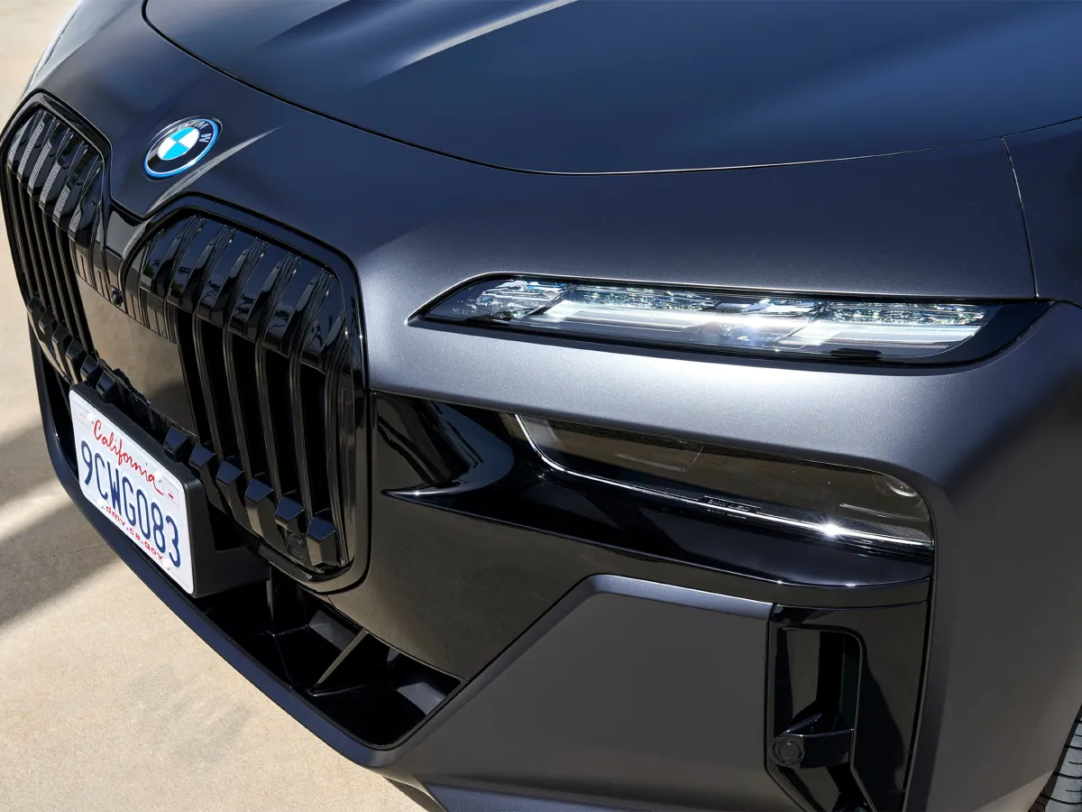 BMW i7,autocango,china used car exporter,china ev exporter,chinese used car exporter,chinese used ev exporter