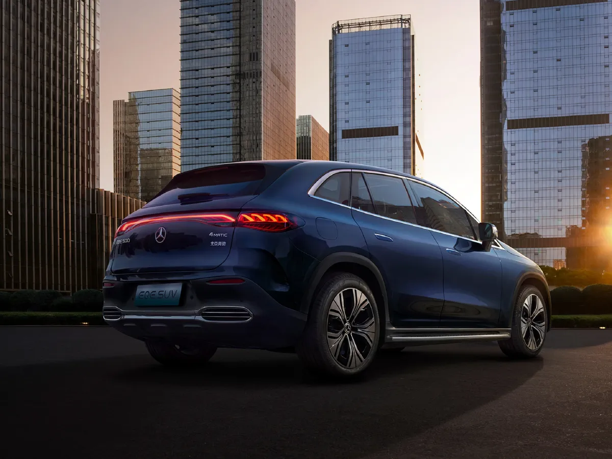 Mercedes-Benz EQE SUV,autocango,china used car exporter,china ev exporter,chinese used car exporter,chinese used ev exporter