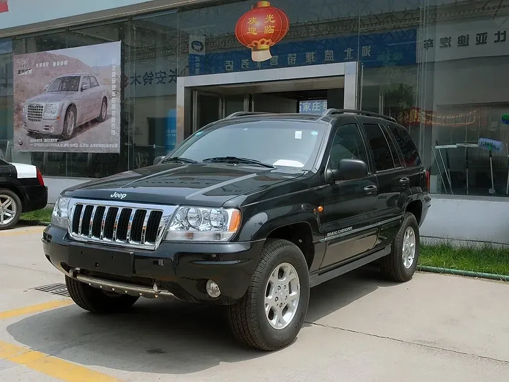 2004 Jeep Grand Cherokee 4.0L 197HP L6 4AT,autocango,china used car exporter,china ev exporter,chinese used car exporter,chinese used ev exporter