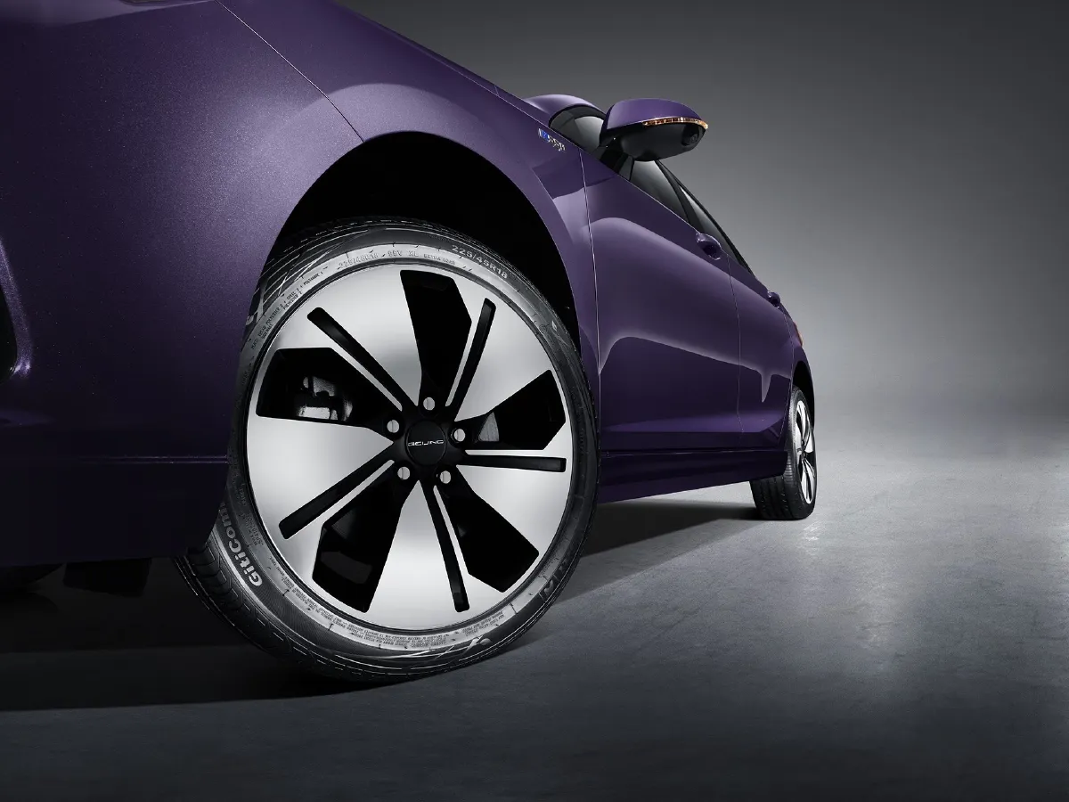 BeiJing Auto EU7,autocango,china used car exporter,china ev exporter,chinese used car exporter,chinese used ev exporter