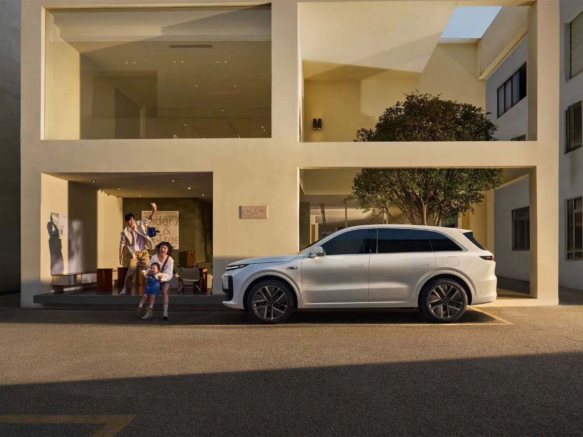 Li L6,autocango,china used car exporter,china ev exporter,chinese used car exporter,chinese used ev exporter