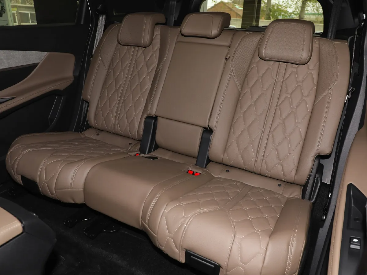 Peugeot 5008,autocango,china used car exporter,china ev exporter,chinese used car exporter,chinese used ev exporter