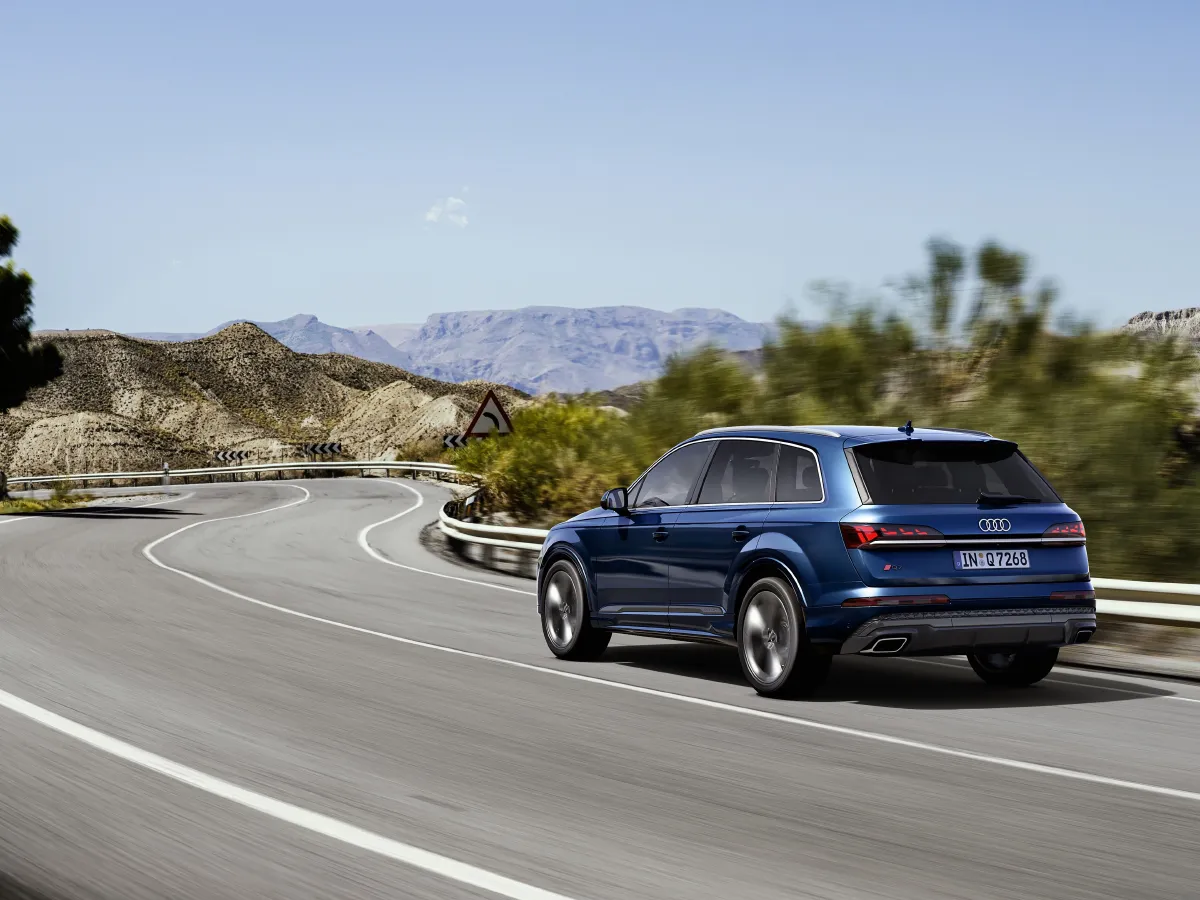 Audi Q7,autocango,china used car exporter,china ev exporter,chinese used car exporter,chinese used ev exporter