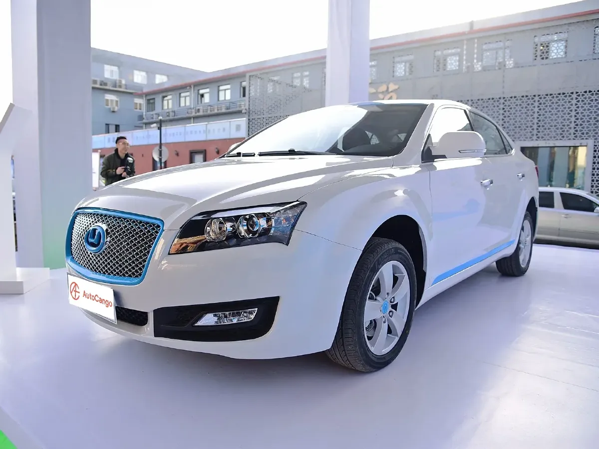 HuaTai iEV230,autocango,china used car exporter,china ev exporter,chinese used car exporter,chinese used ev exporter