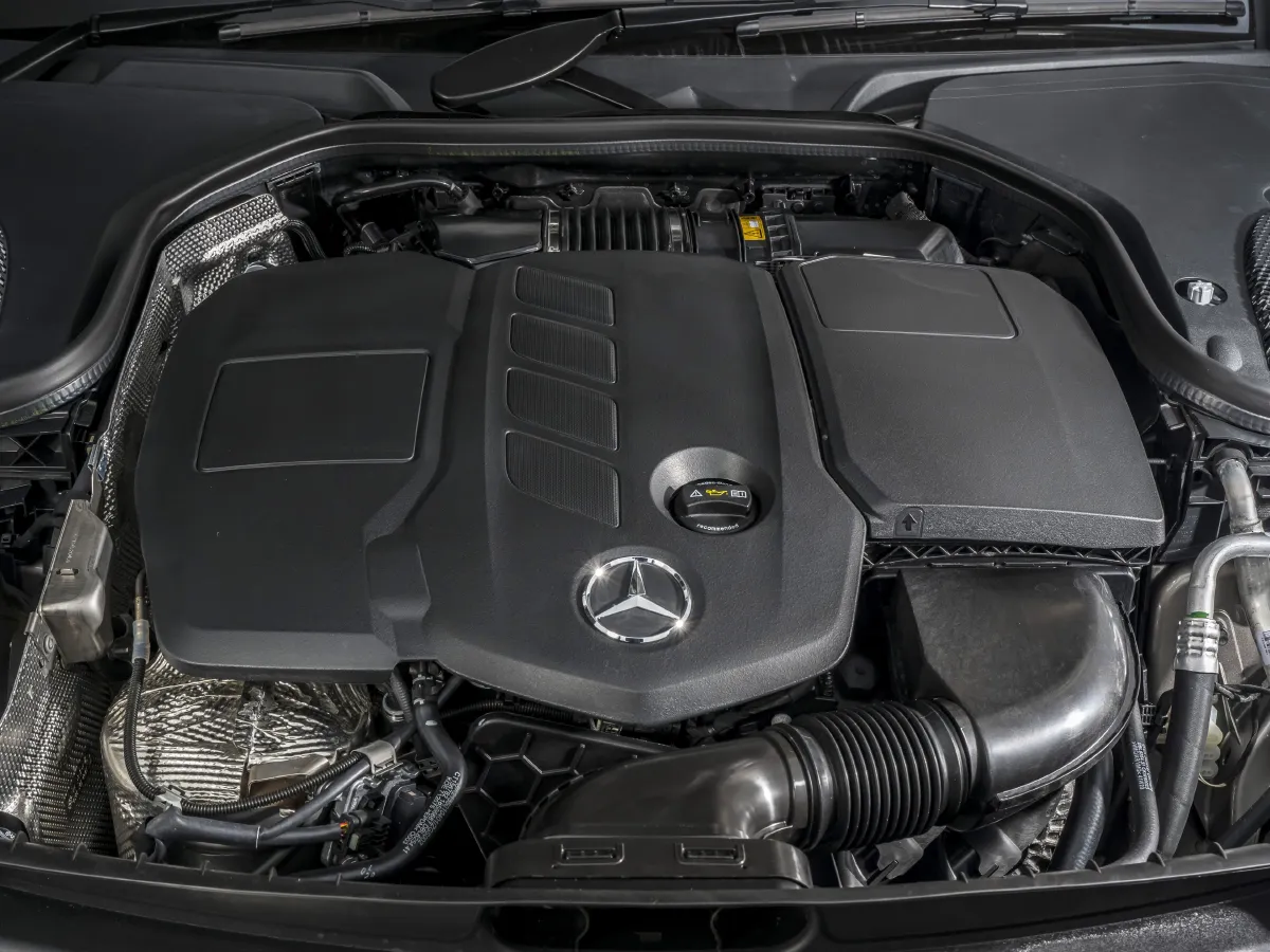 Mercedes-Benz E Class,autocango,china used car exporter,china ev exporter,chinese used car exporter,chinese used ev exporter