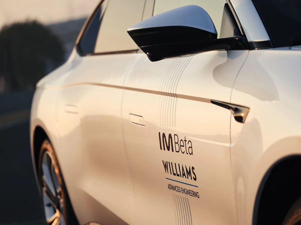 IM L7,autocango,china used car exporter,china ev exporter,chinese used car exporter,chinese used ev exporter