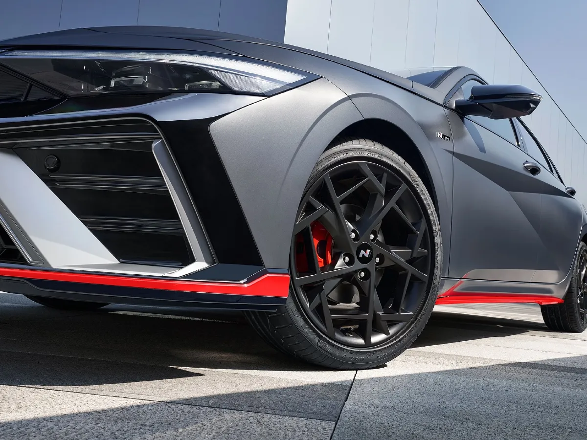 Hyundai Elantra,autocango,china used car exporter,china ev exporter,chinese used car exporter,chinese used ev exporter