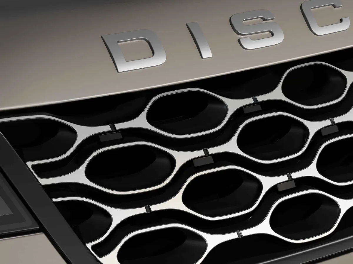 Land Rover Discovery Sport,autocango,china used car exporter,china ev exporter,chinese used car exporter,chinese used ev exporter