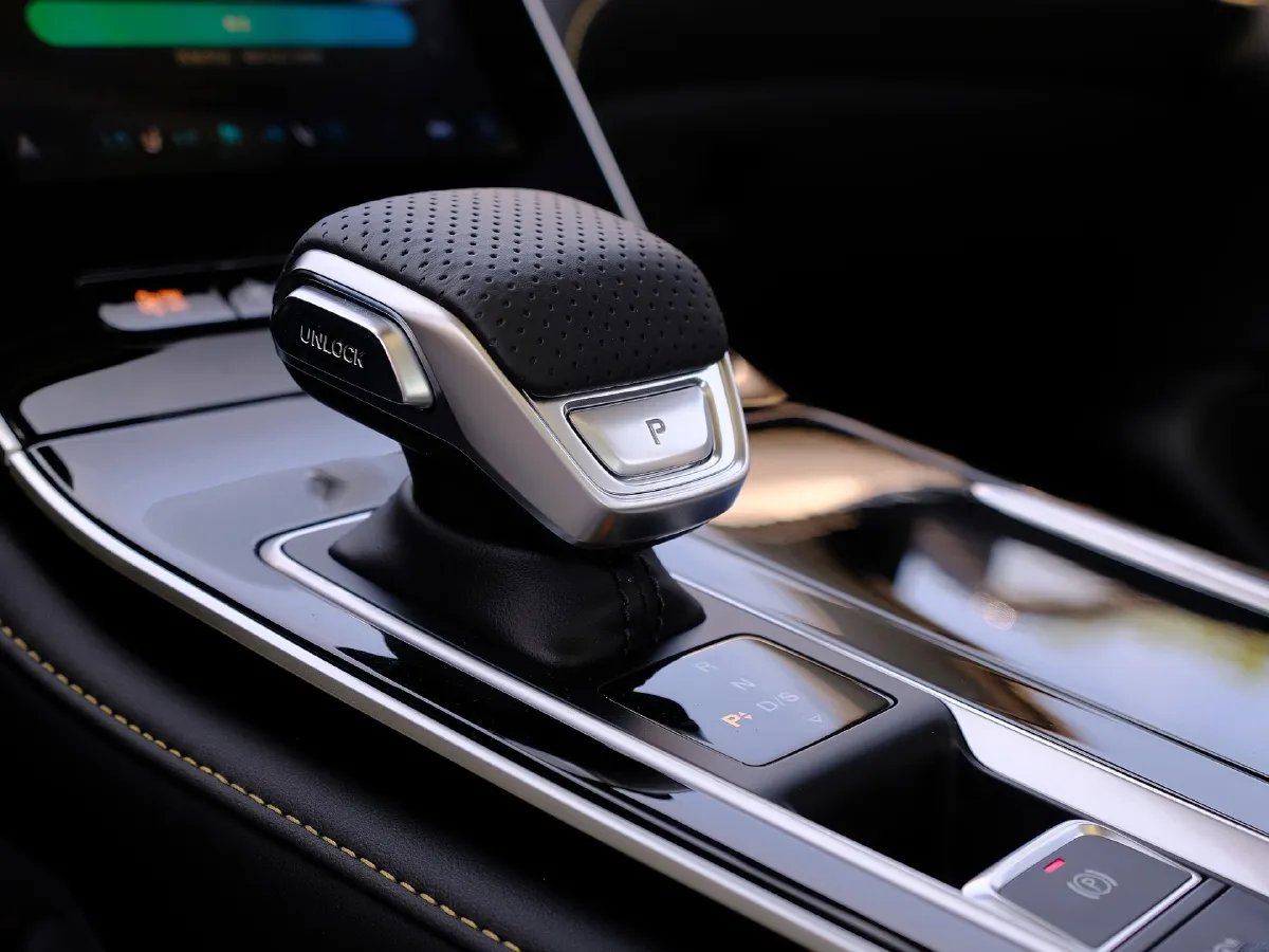 Roewe i6 MAX,autocango,china used car exporter,china ev exporter,chinese used car exporter,chinese used ev exporter