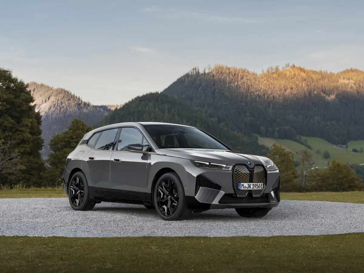 BMW iX,autocango,china used car exporter,china ev exporter,chinese used car exporter,chinese used ev exporter