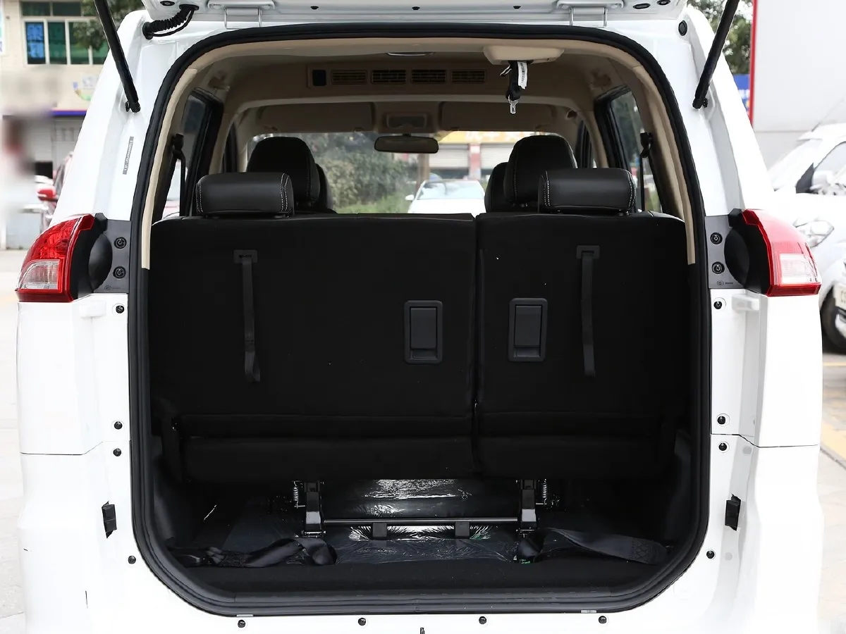 DongFeng Fengon Fengon 330,autocango,china used car exporter,china ev exporter,chinese used car exporter,chinese used ev exporter