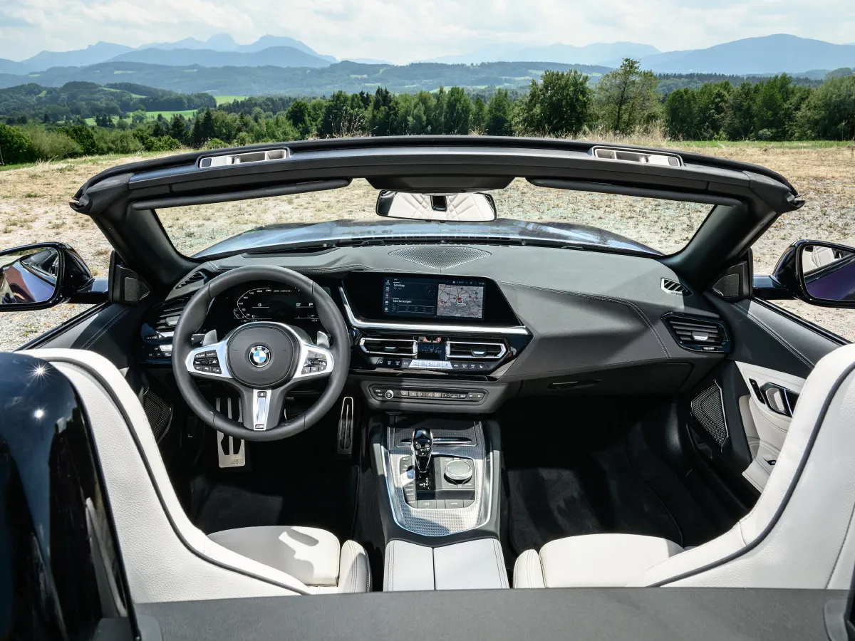 BMW Z4,autocango,china used car exporter,china ev exporter,chinese used car exporter,chinese used ev exporter