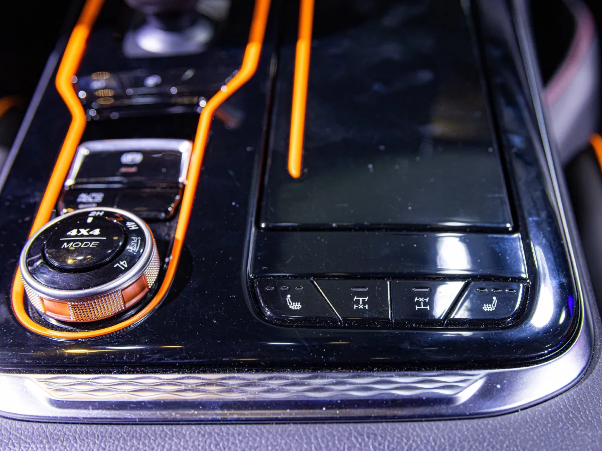 Dongfeng RuiQi 7,autocango,china used car exporter,china ev exporter,chinese used car exporter,chinese used ev exporter