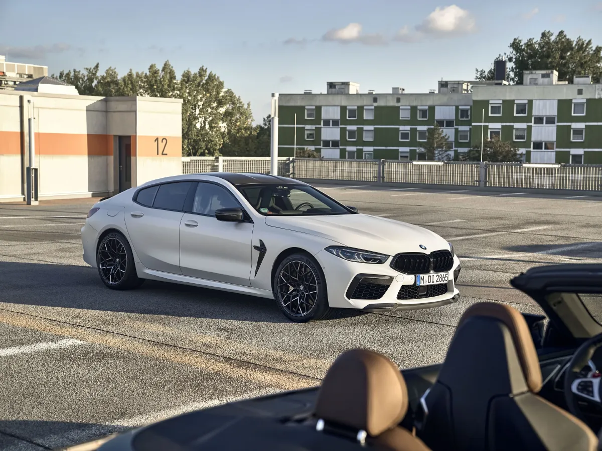 BMW M8,autocango,china used car exporter,china ev exporter,chinese used car exporter,chinese used ev exporter