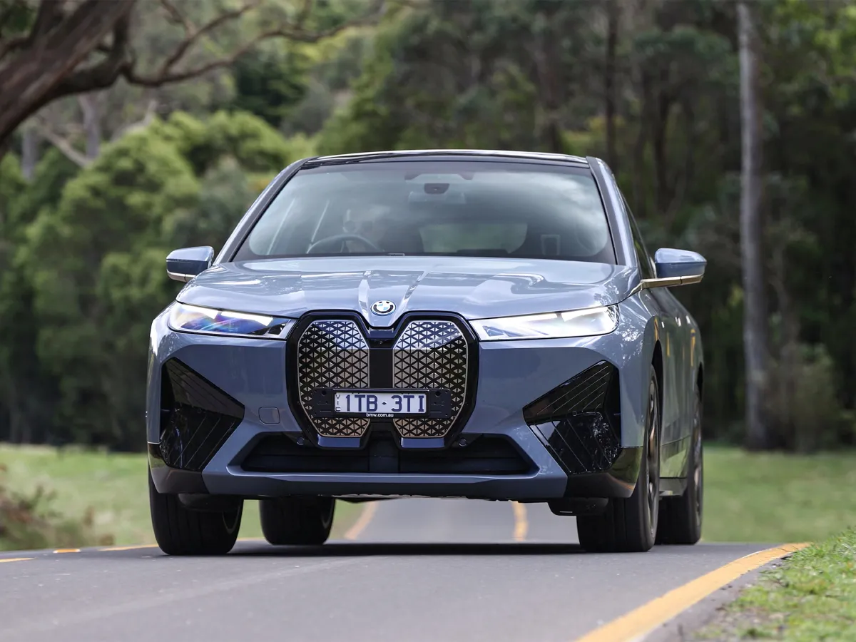 BMW iX,autocango,china used car exporter,china ev exporter,chinese used car exporter,chinese used ev exporter