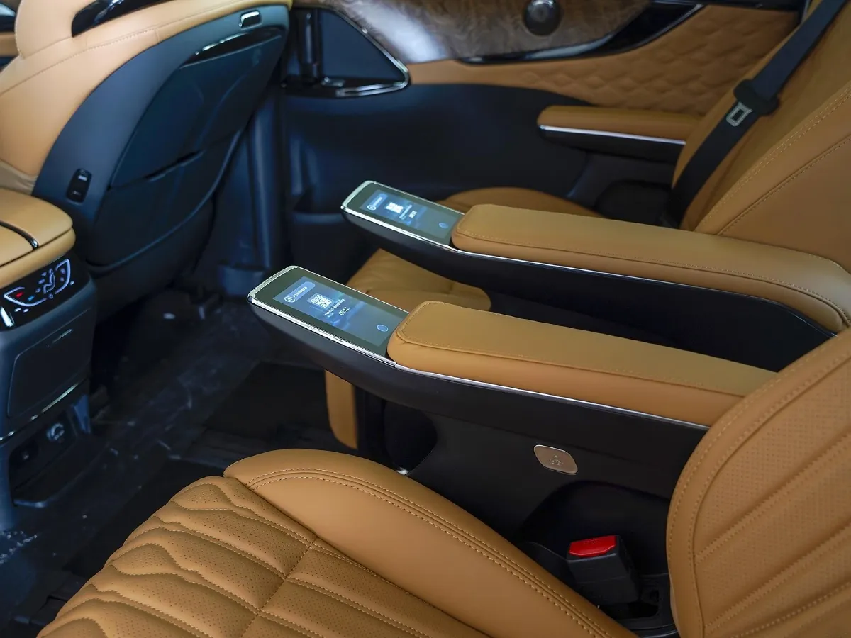 DongFeng Forthing XingHai V9,autocango,china used car exporter,china ev exporter,chinese used car exporter,chinese used ev exporter DongFeng Forthing XingHai V9,autocango,china used car exporter,china ev exporter,chinese used car exporter,chinese used ev exporter