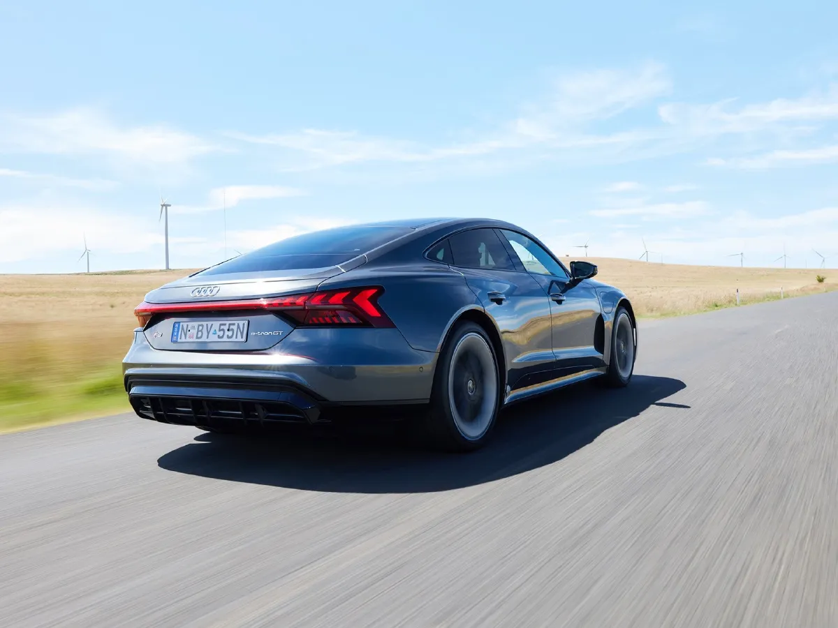 2023 Audi RS e-tron GT 2AT BEV 93.4KWH,autocango,china used car exporter,china ev exporter,chinese used car exporter,chinese used ev exporter