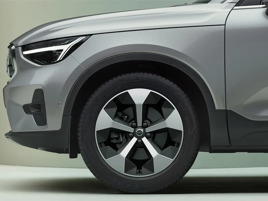 Volvo XC40,autocango,china used car exporter,china ev exporter,chinese used car exporter,chinese used ev exporter