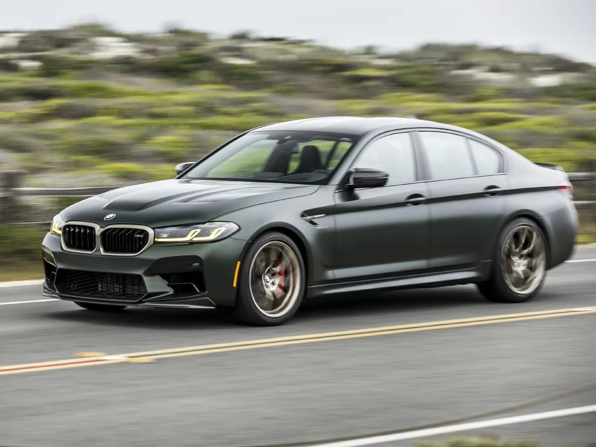 2012 BMW M5 4.4T 560HP V8 7DCT,autocango,china used car exporter,china ev exporter,chinese used car exporter,chinese used ev exporter