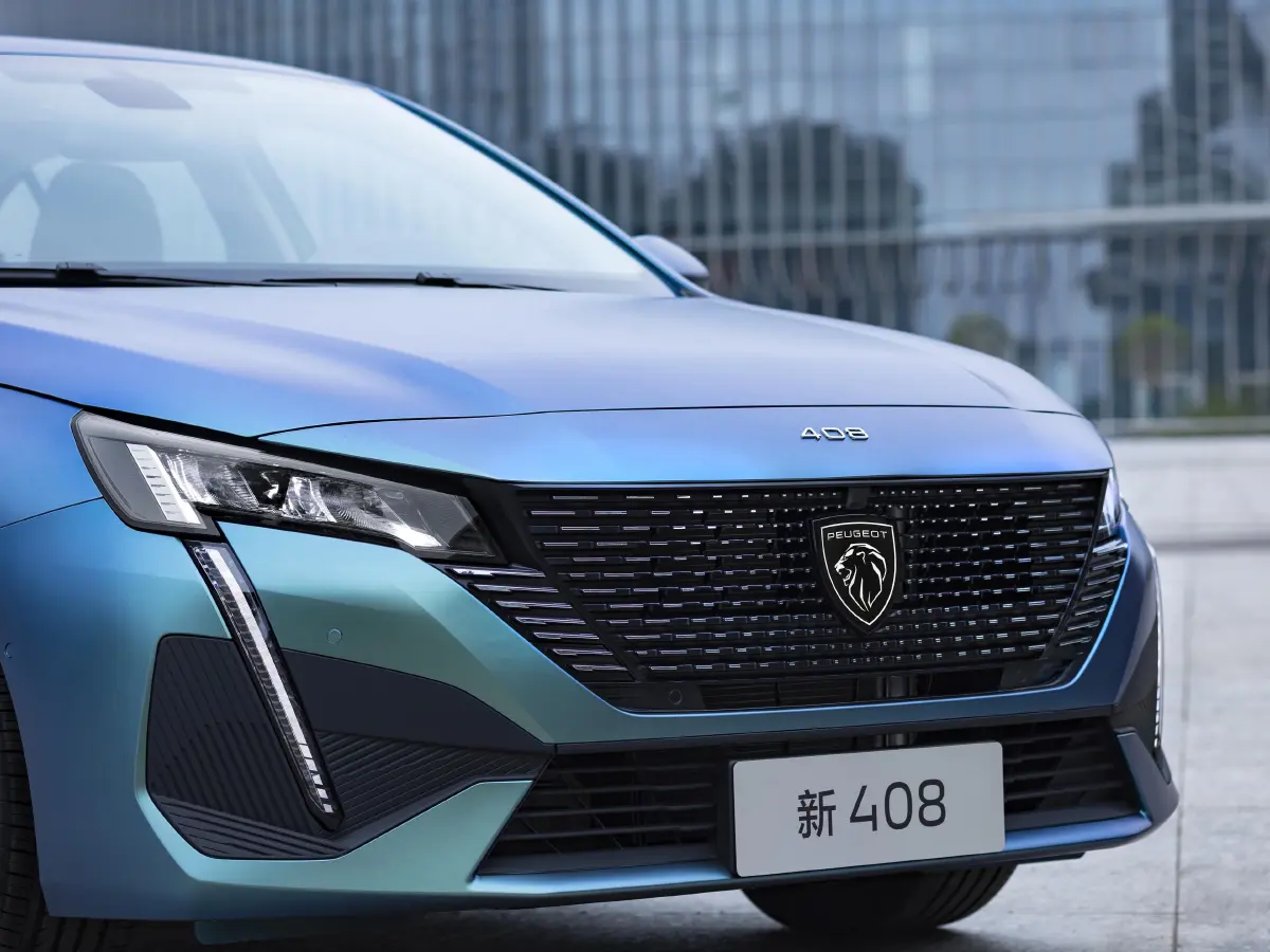 ニャン‼️ All-New Peugeot 408 Sedan Revealed in China, Is a Longer 308