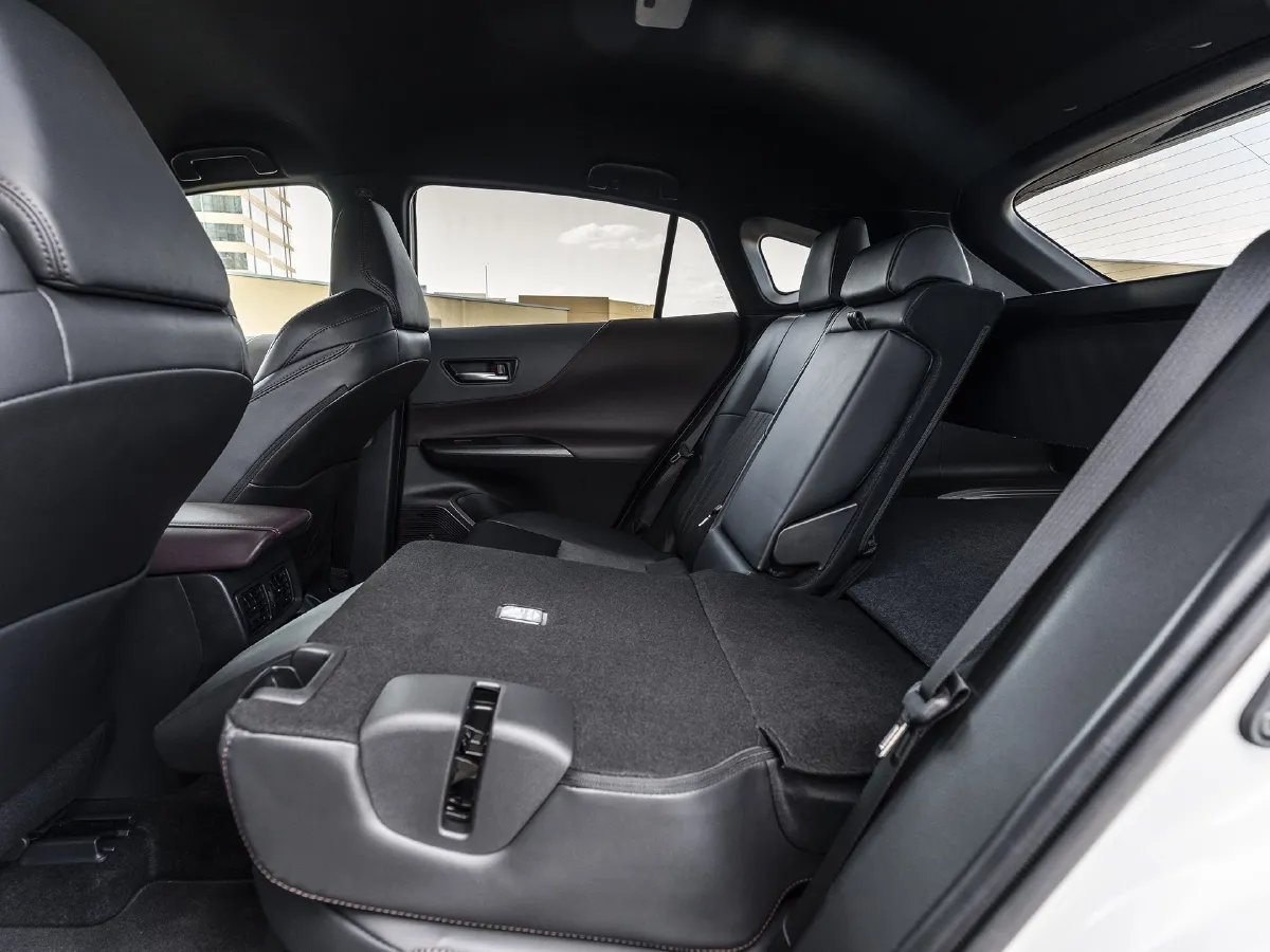 Toyota Venza,autocango,china used car exporter,china ev exporter,chinese used car exporter,chinese used ev exporter