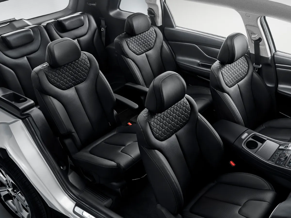 Hyundai Santafe,autocango,china used car exporter,china ev exporter,chinese used car exporter,chinese used ev exporter