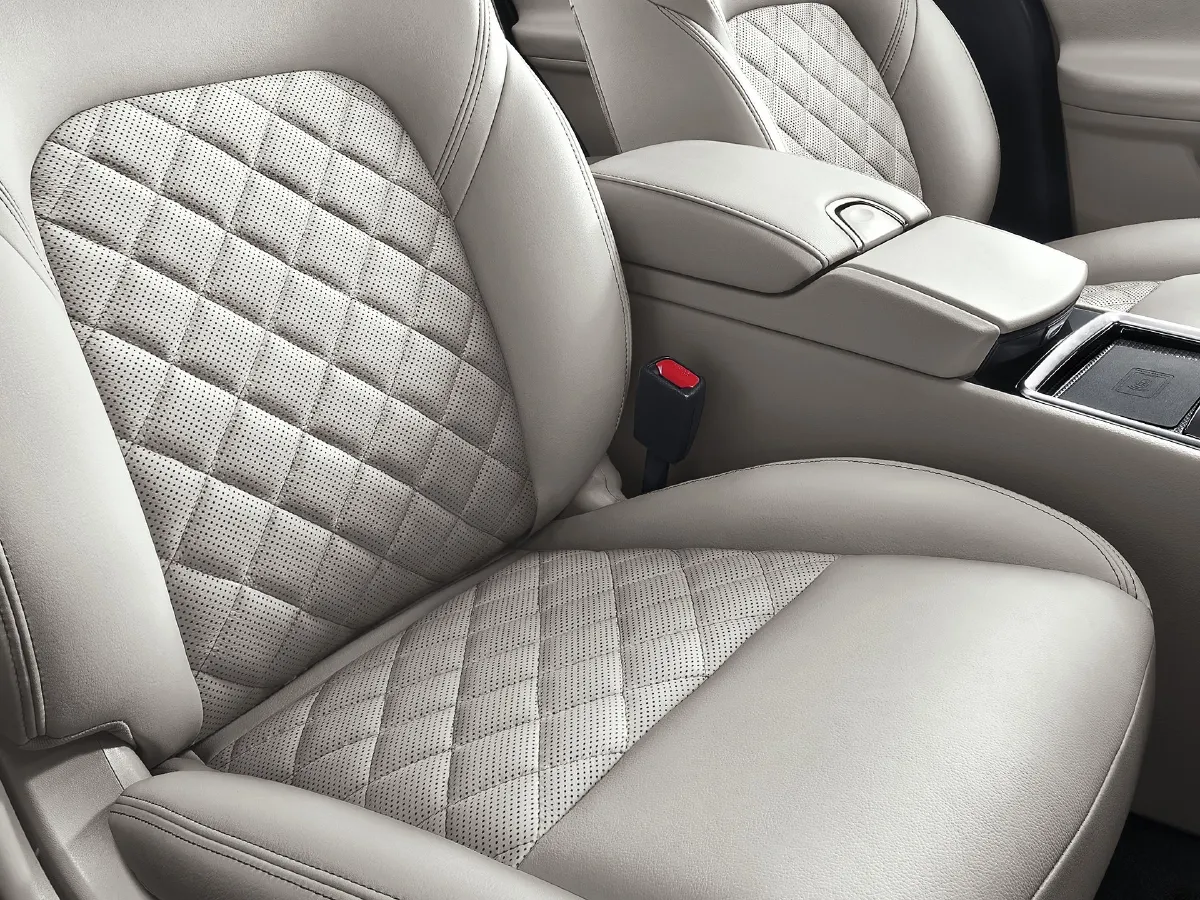 Venucia T90,autocango,china used car exporter,china ev exporter,chinese used car exporter,chinese used ev exporter