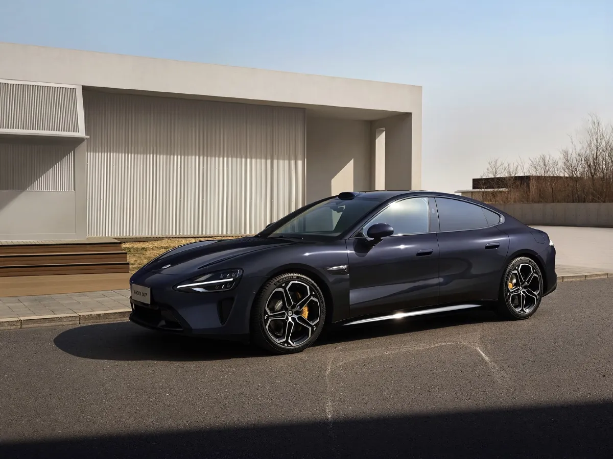 MI SU7,autocango,china used car exporter,china ev exporter,chinese used car exporter,chinese used ev exporter