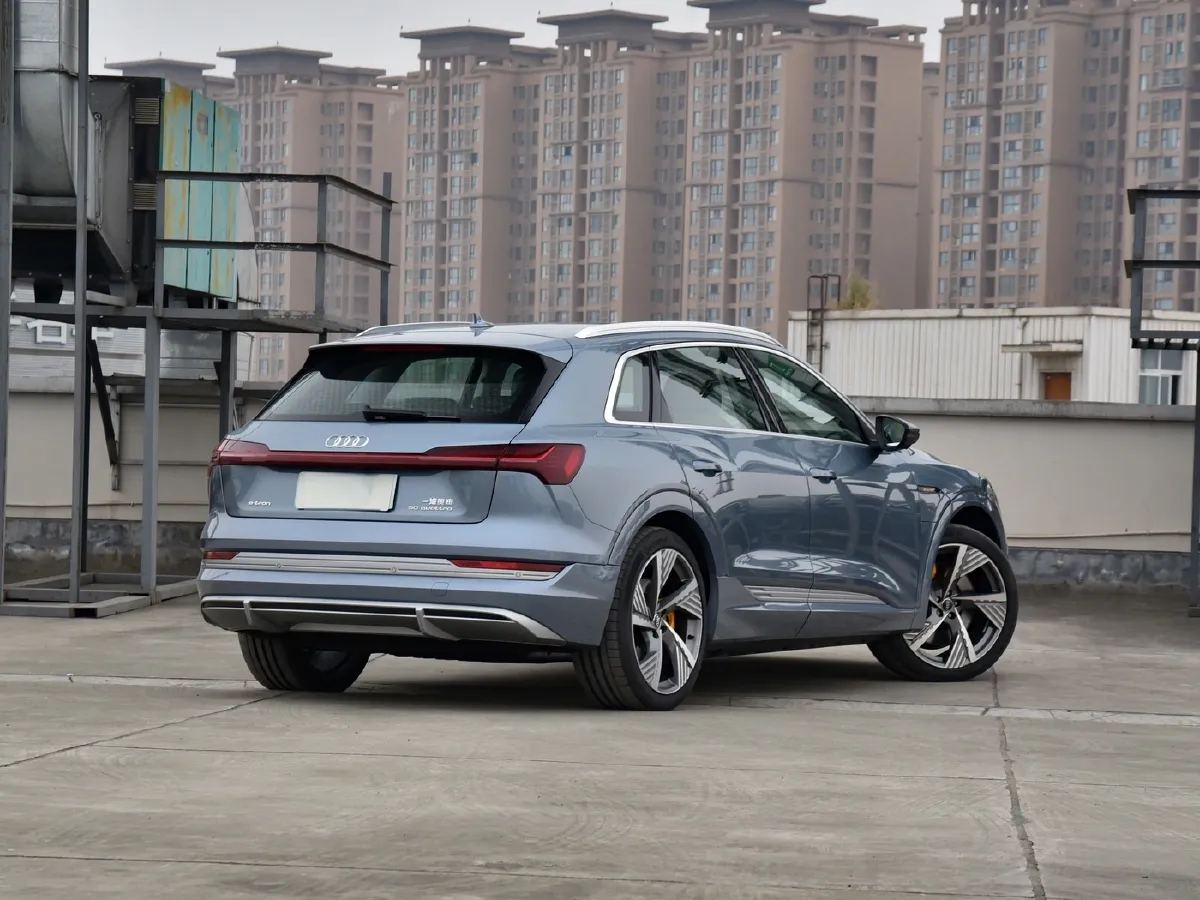 Audi e-tron,autocango,china used car exporter,china ev exporter,chinese used car exporter,chinese used ev exporter