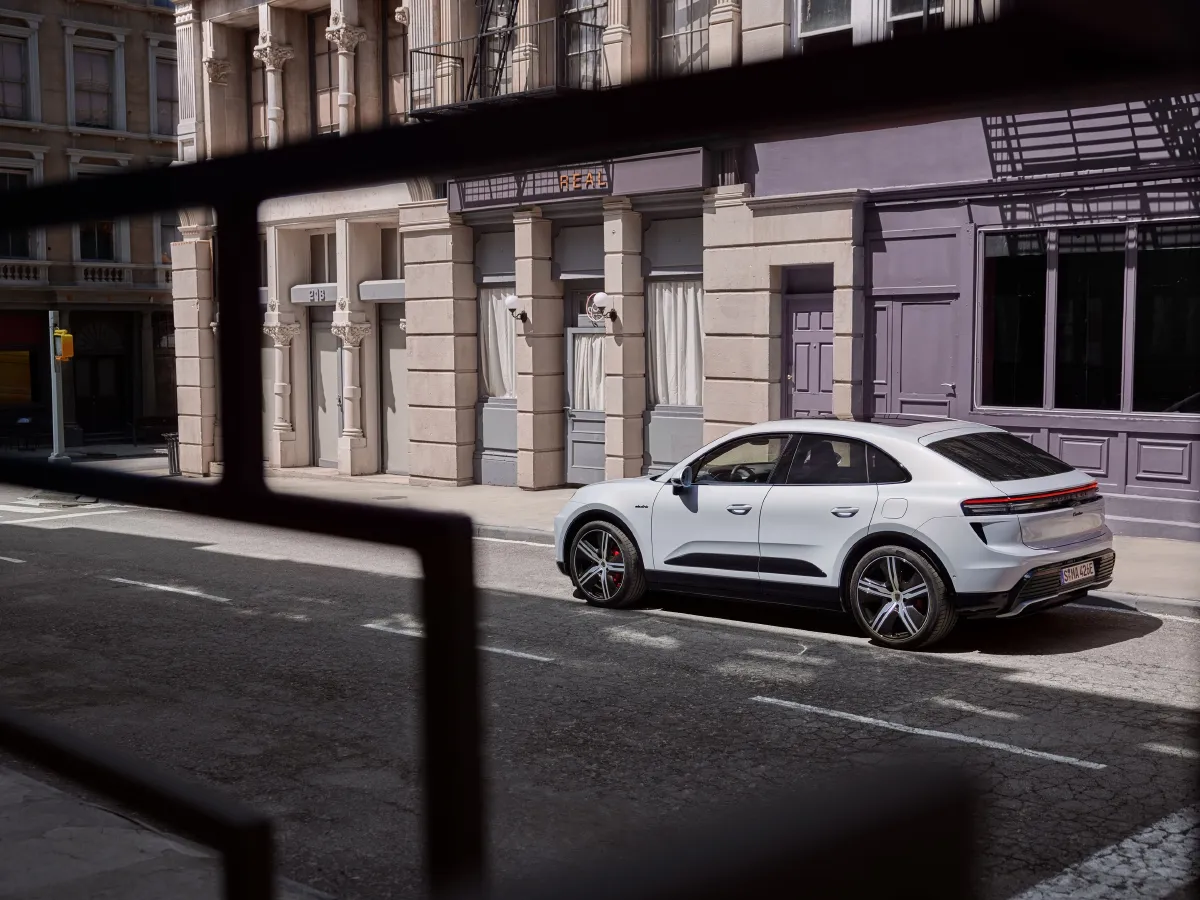 Porsche Macan All-Electric,autocango,china used car exporter,china ev exporter,chinese used car exporter,chinese used ev exporter